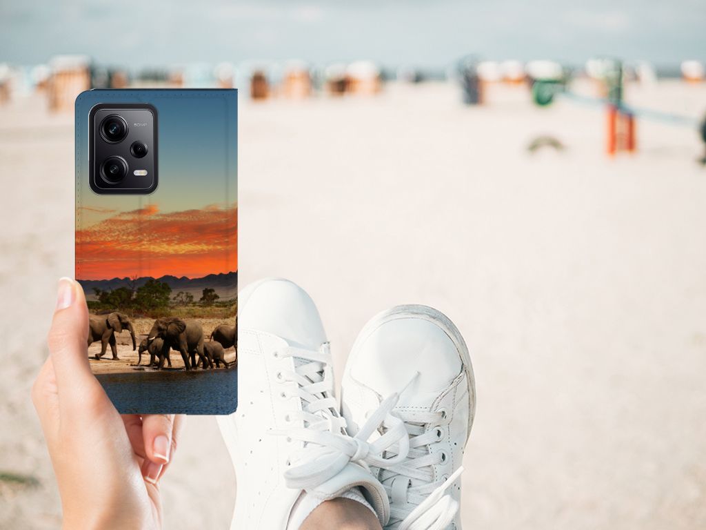 Xiaomi Redmi Note 12 Pro Poco X5 Pro Hoesje maken Olifanten design olifanten aanzicht