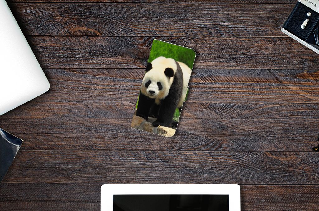 Xiaomi Redmi Note 13 Pro Plus Telefoonhoesje met Pasjes Panda panda ontwerp bovenaanzicht