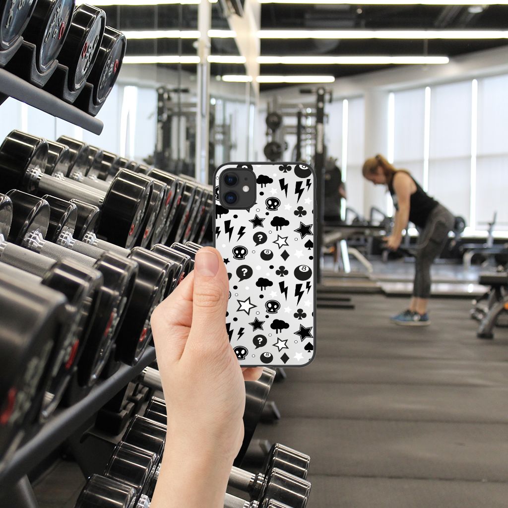 Telefoonhoesje iPhone 11 Silver Punk met skulls print in sportschool omgeving