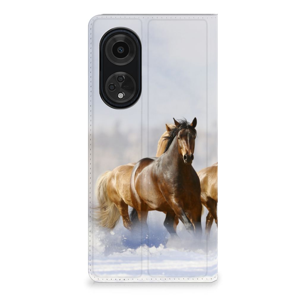 OPPO A98 5G Hoesje maken Paarden met een prachtig ontwerp van rijdende paarden in de sneeuw.