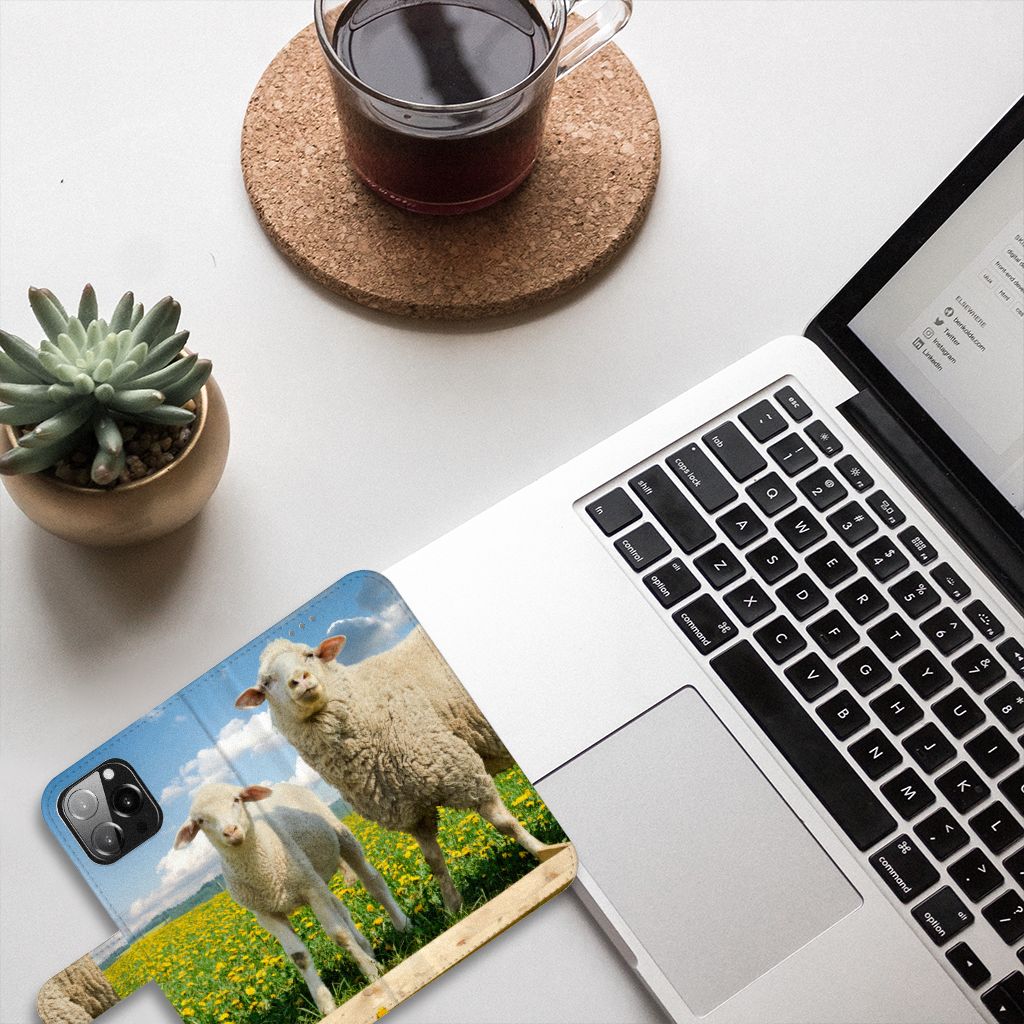 iPhone 13 Pro Max Telefoonhoesje met Pasjes Schaap en Lammetje