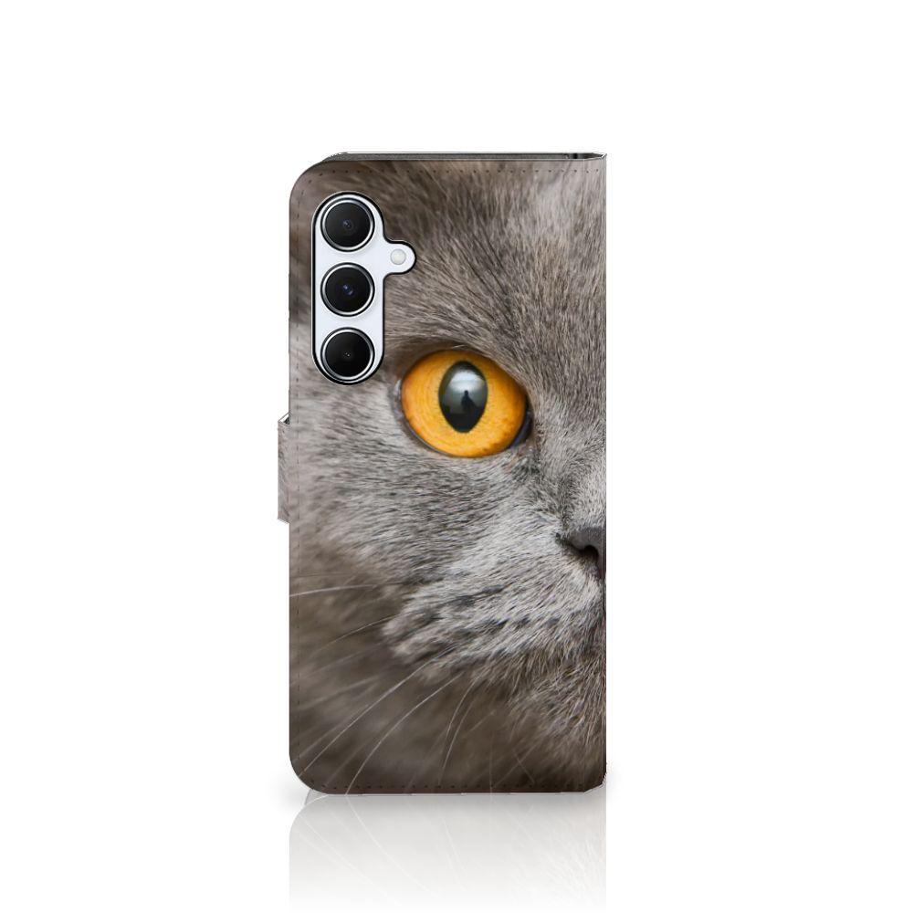 Telefoonhoesje met Pasjes Samsung Galaxy A55 Britse Korthaar met indrukwekkende kat oog detail