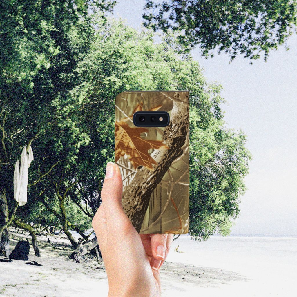 Samsung Galaxy S10e Smart Cover Wildernis