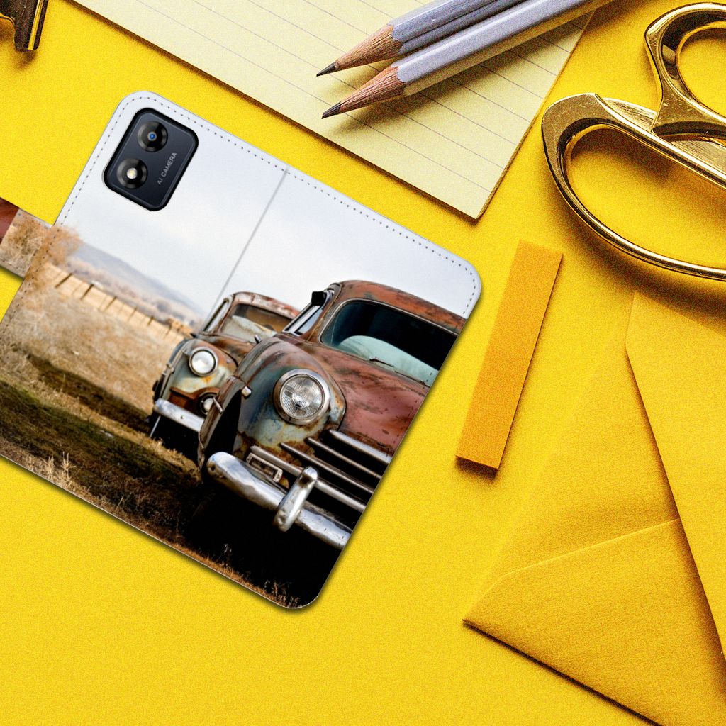 Motorola Moto E13 4G Telefoonhoesje met foto Vintage Auto