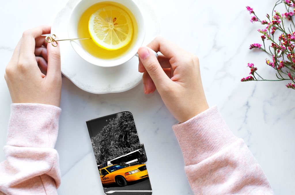 Apple iPhone 12 Mini Flip Cover New York Taxi