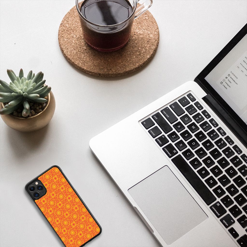 Apple iPhone 11 Pro Max Bumper Case Batik Oranje