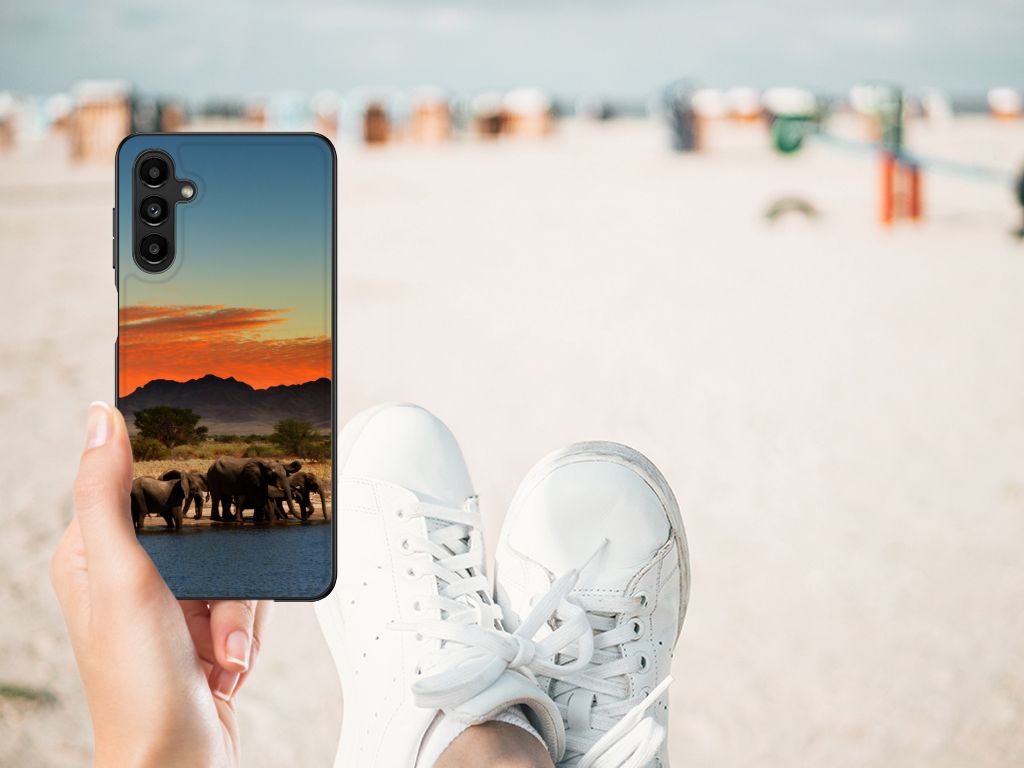 Samsung Galaxy A14 5G Dierenprint Telefoonhoesje Olifanten met olifantenafbeelding op het strand