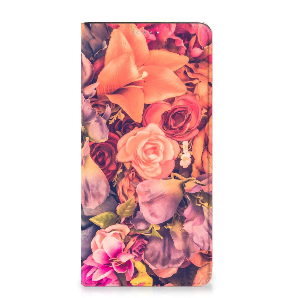 Samsung Galaxy A14 5G Smart Cover Bosje Bloemen met oranje, paarse en roze bloemen in een elegante uitstraling.
