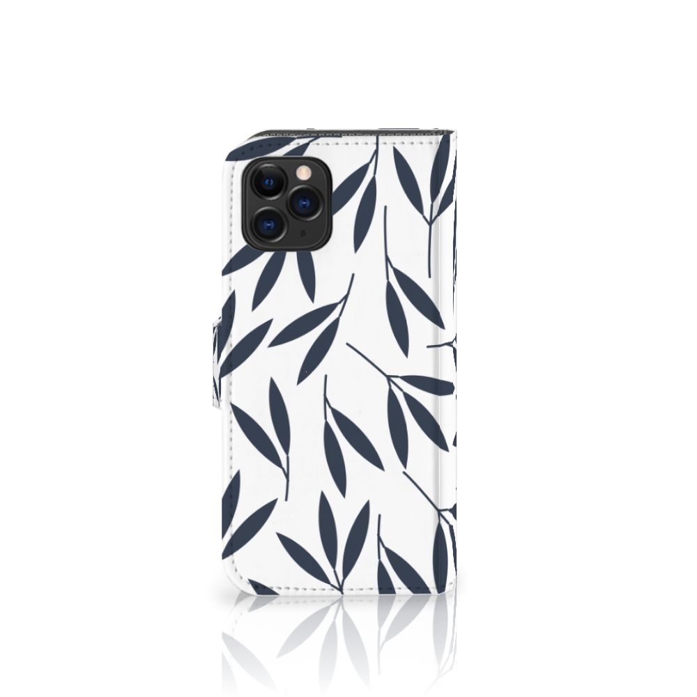 Apple iPhone 11 Pro Hoesje Leaves Blue