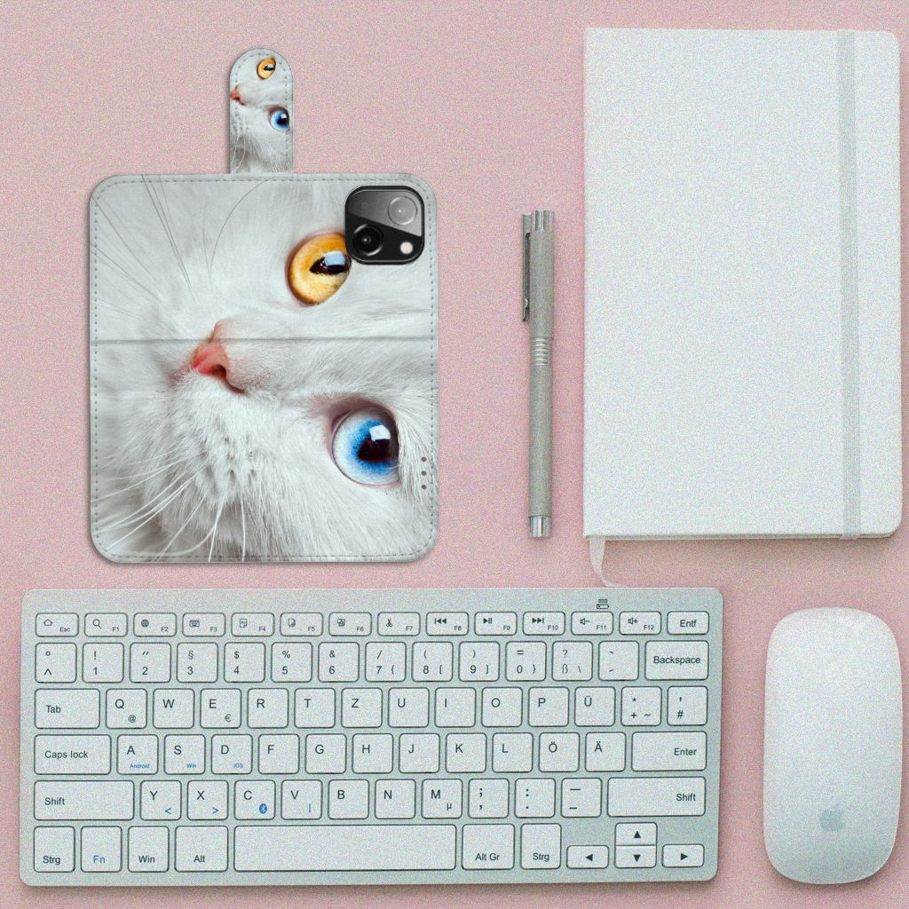 iPhone 13 Mini Telefoonhoesje met Pasjes Witte Kat