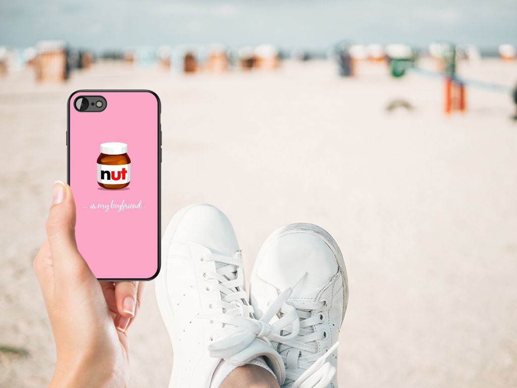 iPhone SE 2022 | SE 2020 | 7/8 Back Cover Hoesje Nut Boyfriend in hand on beach, stylish and protective phone case.