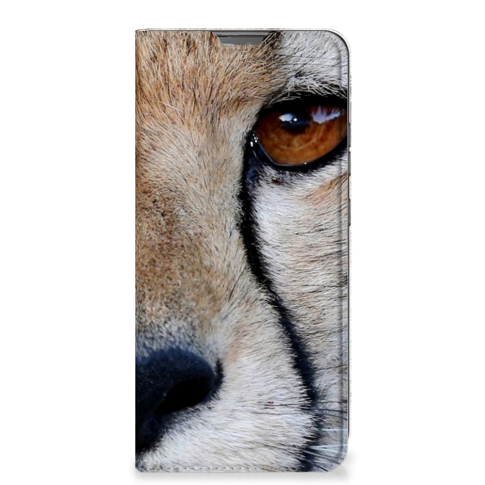 Nokia 2.4 Hoesje maken Cheetah met close-up afbeelding van een jachtluipaard oog en gezicht.