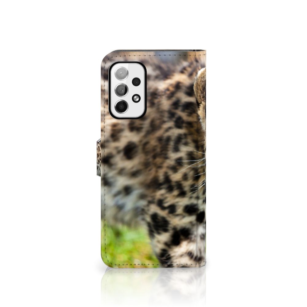 Samsung Galaxy A73 5G Telefoonhoesje met Pasjes Baby Luipaard