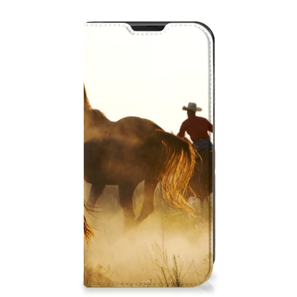Samsung Galaxy Xcover 6 Pro Hoesje maken Design Cowboy met paardenprint in een natuurlijke setting.