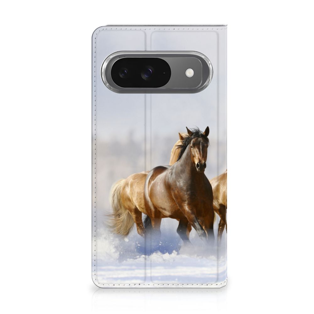 Google Pixel 9 | 9 Pro Hoesje maken Paarden met een prachtig ontwerp van rijdende paarden.