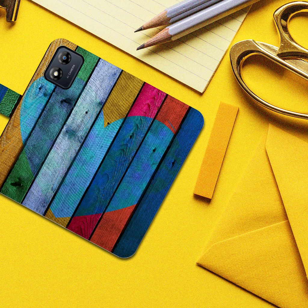 Motorola Moto E13 4G Book Style Case Wood Heart - Cadeau voor je Vriend