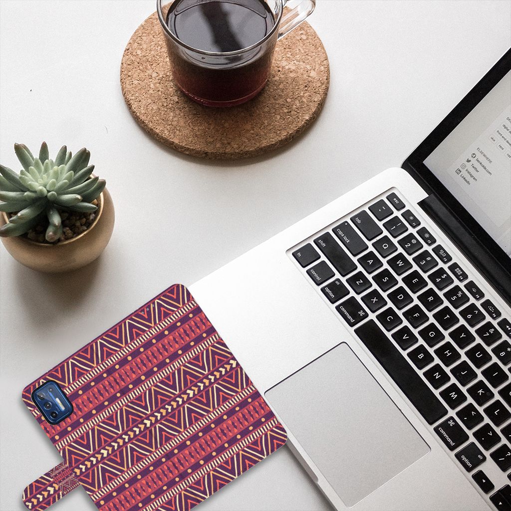 Motorola Moto G9 Plus Telefoon Hoesje Aztec Paars