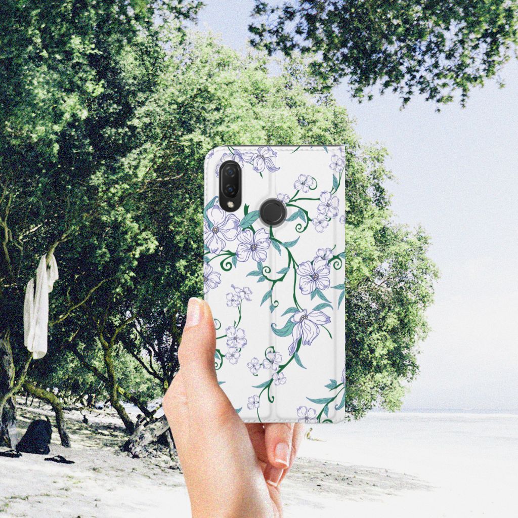 Huawei P Smart Plus Uniek Smart Cover Blossom White