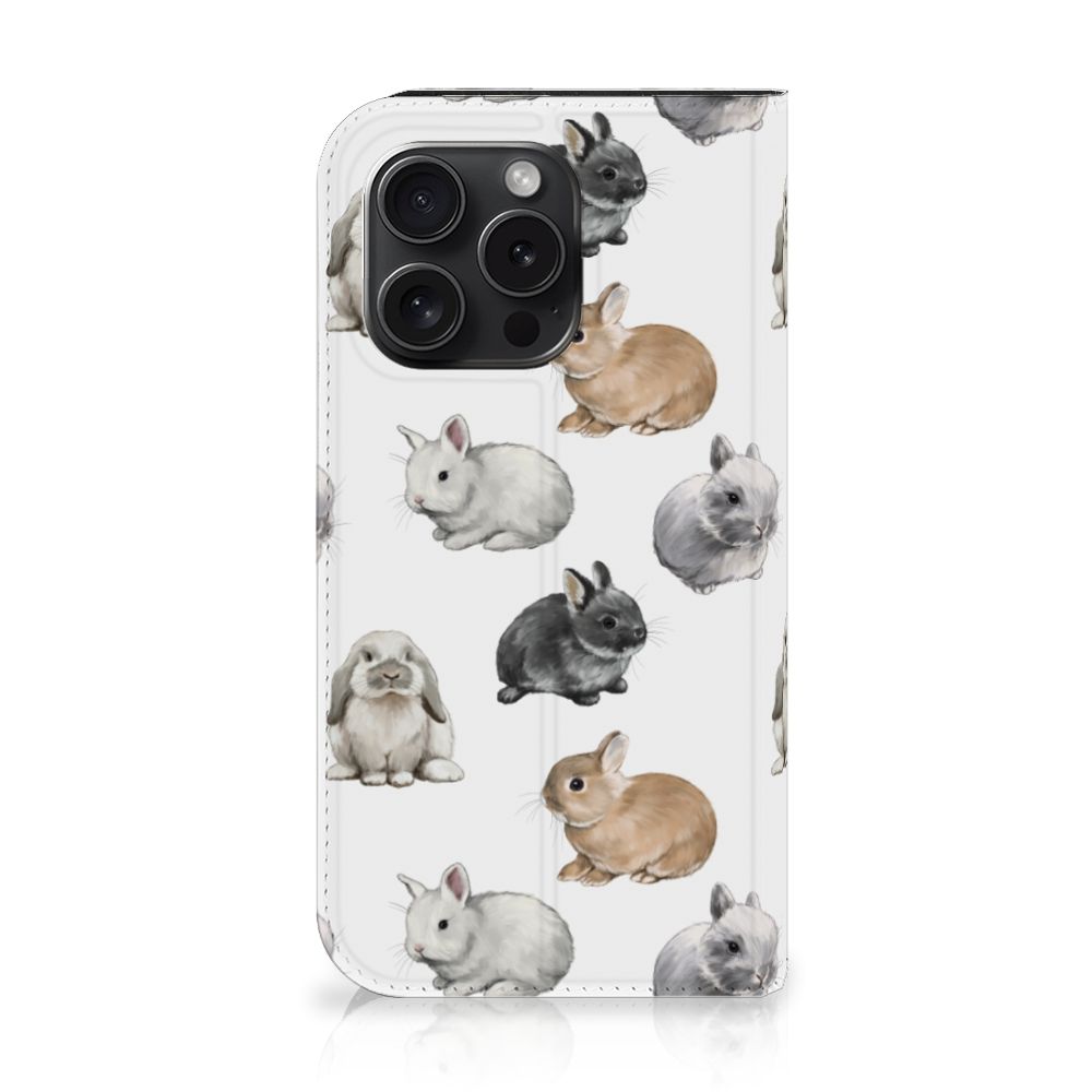 Hoesje maken voor iPhone 15 Pro Konijntjes met schattige konijnen in diverse kleuren 🐰
