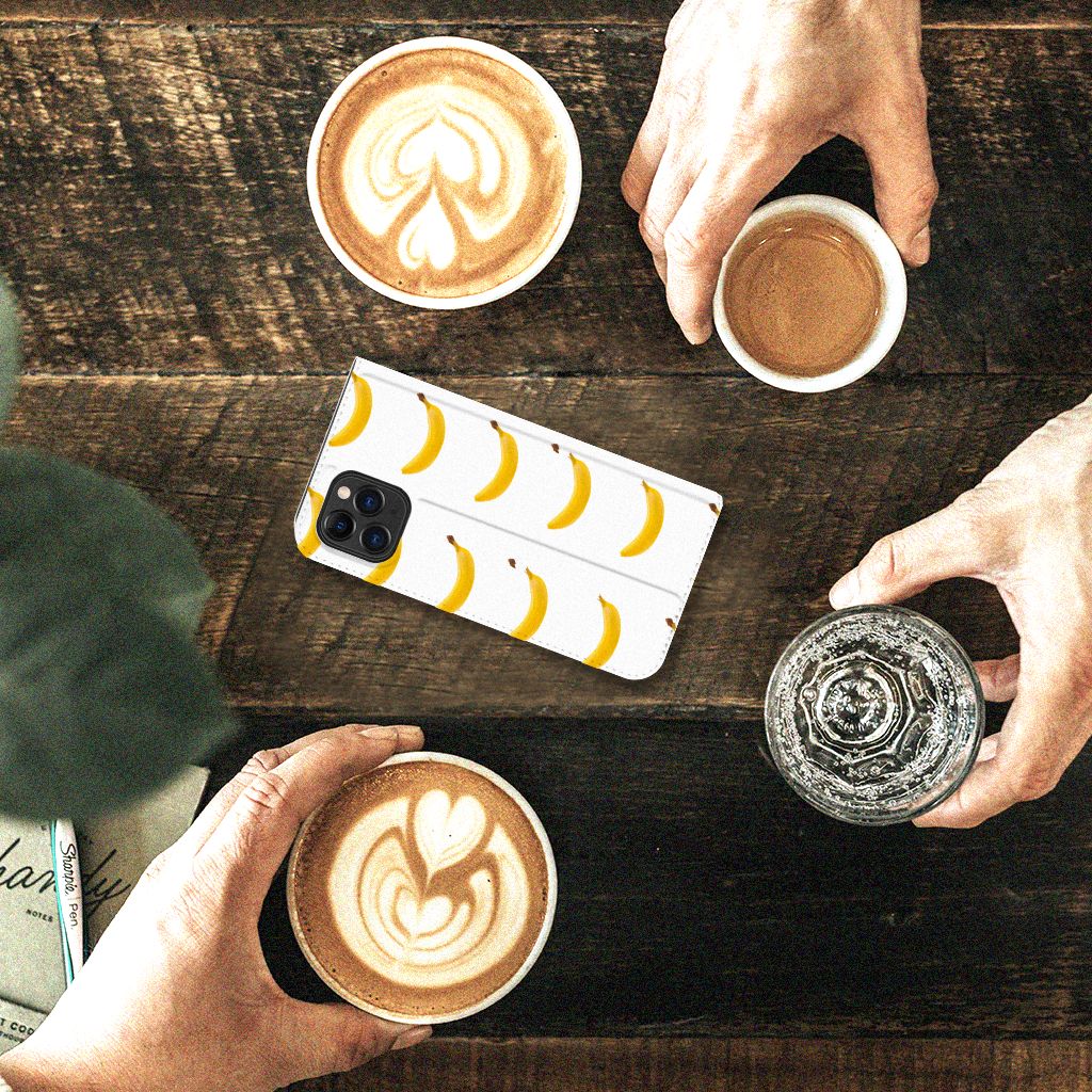 Apple iPhone 11 Pro Flip Style Cover Banana