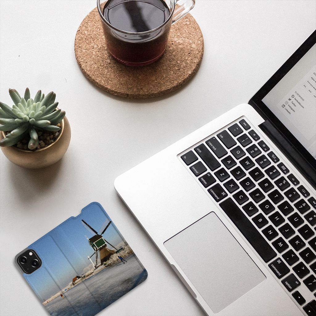 iPhone 13 Mini Book Cover Schaatsers - B2C Telecom
