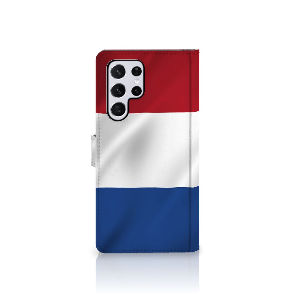 Samsung Galaxy S22 Ultra Bookstyle Case Nederlandse Vlag met artistiek design van de Nederlandse vlag.