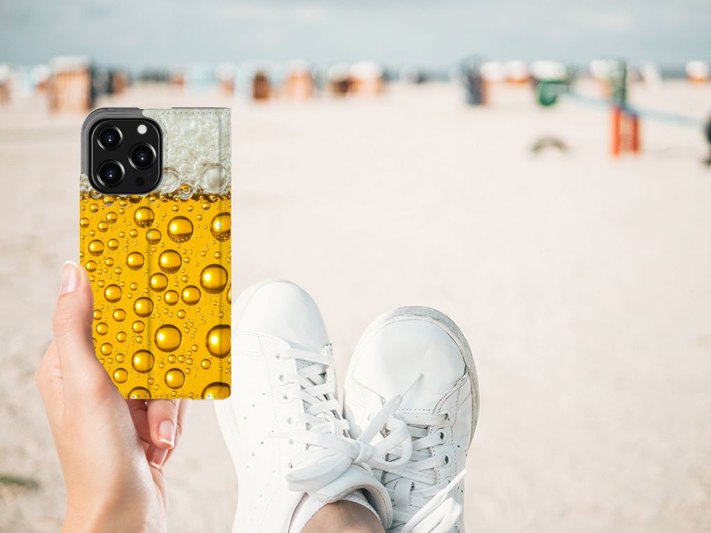 iPhone 13 Pro Flip Style Cover Bier - B2C Telecom