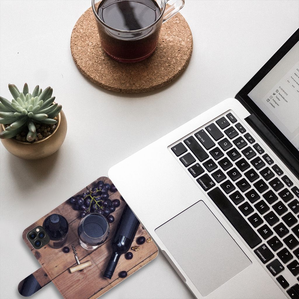 Apple iPhone 11 Pro Book Cover Wijn