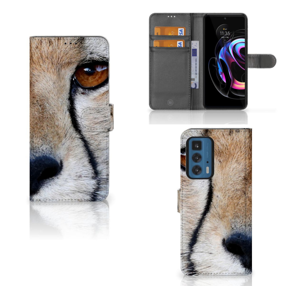 Motorola Edge 20 Pro Telefoonhoesje met Pasjes Cheetah met close-up van cheeta oog en ruimte voor pasjes