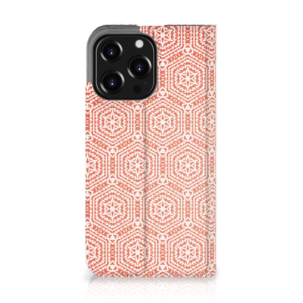 iPhone 13 Pro Hoesje met Magneet Pattern Orange - B2C Telecom