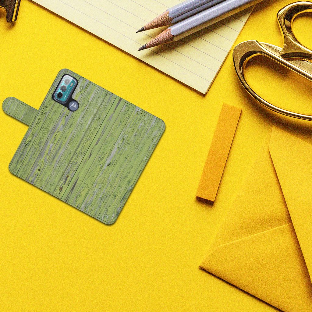 Motorola Moto G60 Book Style Case Green Wood