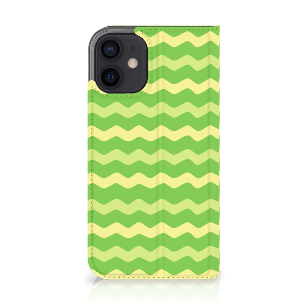 iPhone 12 Mini Hoesje met Magneet Waves Green - B2C Telecom