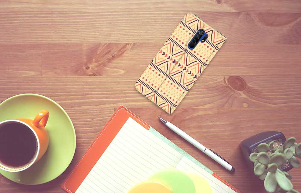Xiaomi Redmi 9 Hoesje met Magneet Aztec Yellow - B2C Telecom