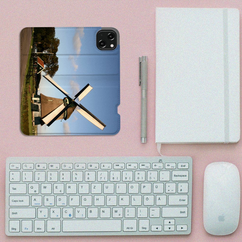 iPhone 13 Book Cover Molen