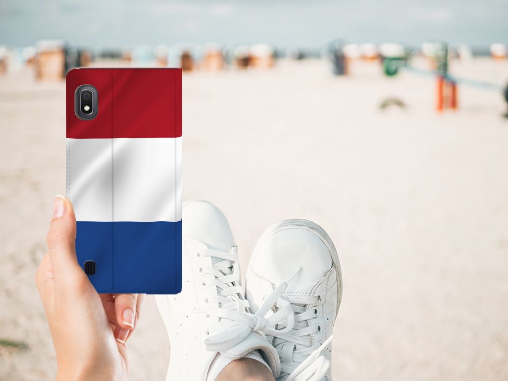 Samsung Galaxy A10 Standcase Nederlandse Vlag - B2C Telecom