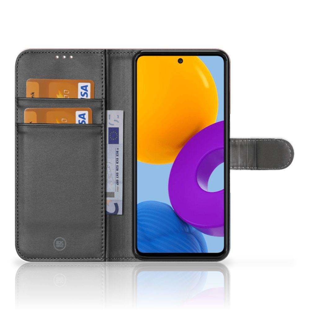 Samsung Galaxy M52 Bookstyle Case Nederlandse Vlag, met pasjes in zwart en kleurrijk scherm zichtbaar.