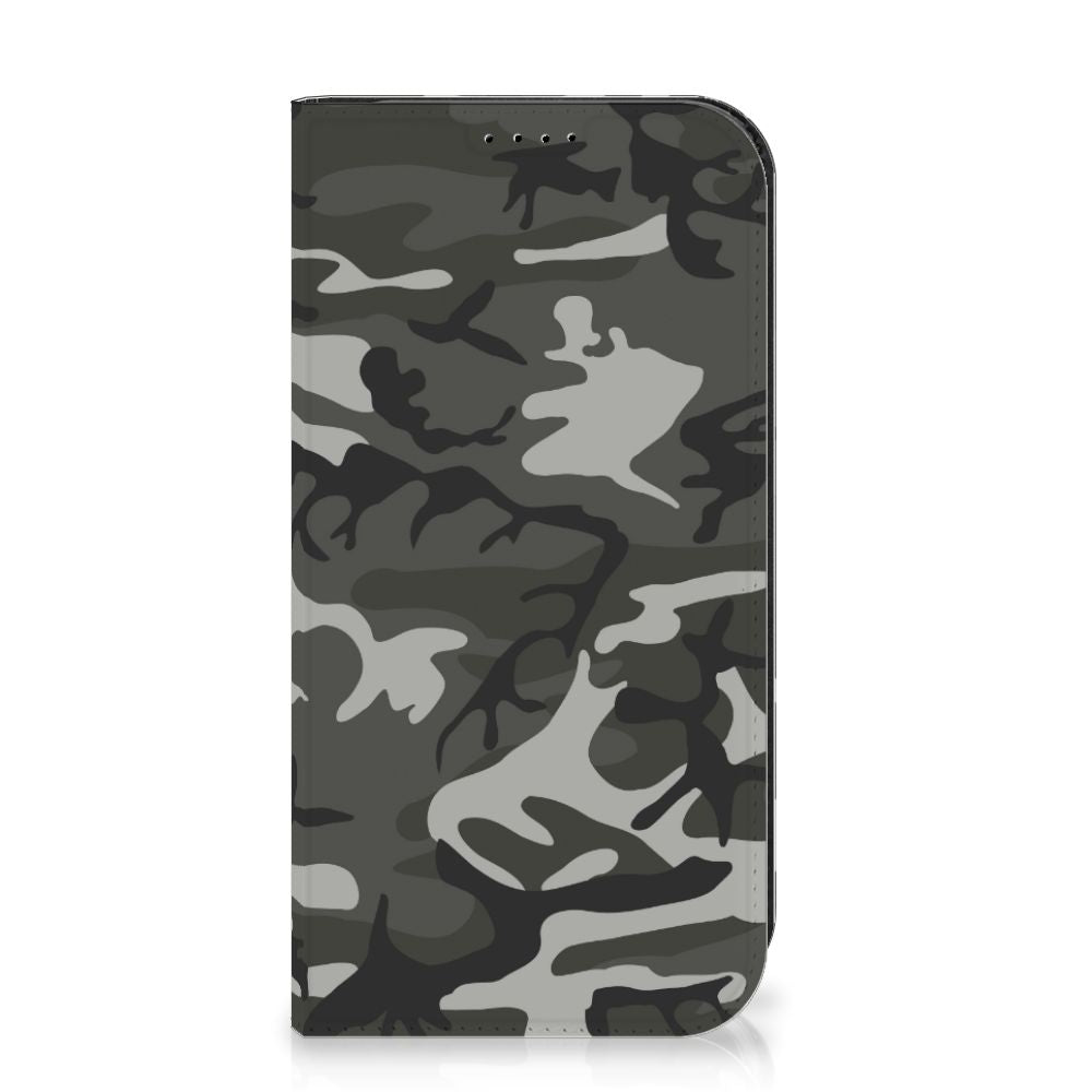 iPhone 15 Pro Hoesje met Magneet Army Light in een trendy camouflage design.