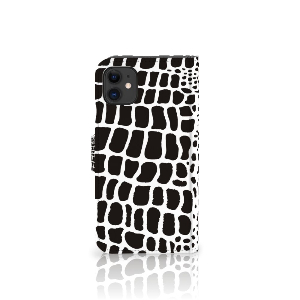 Apple iPhone 11 Telefoonhoesje met Pasjes Slangenprint