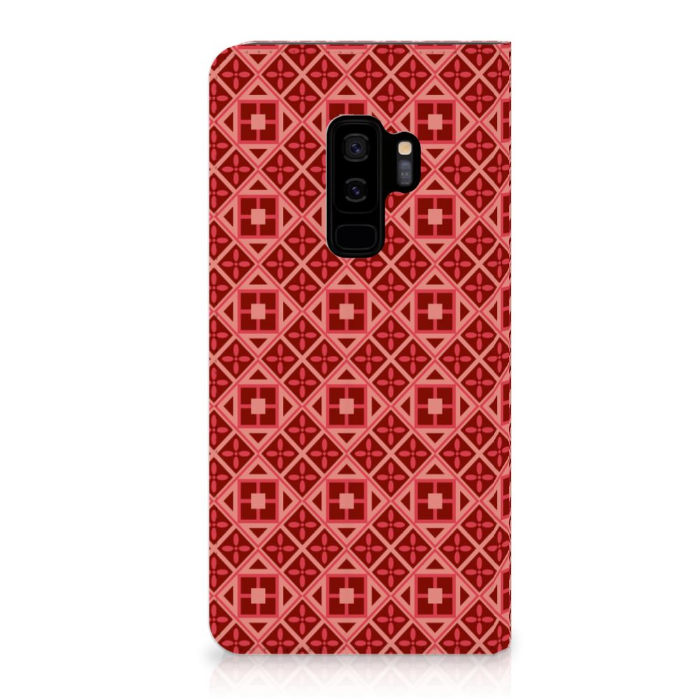 Samsung Galaxy S9 Plus Hoesje met Magneet Batik Rood