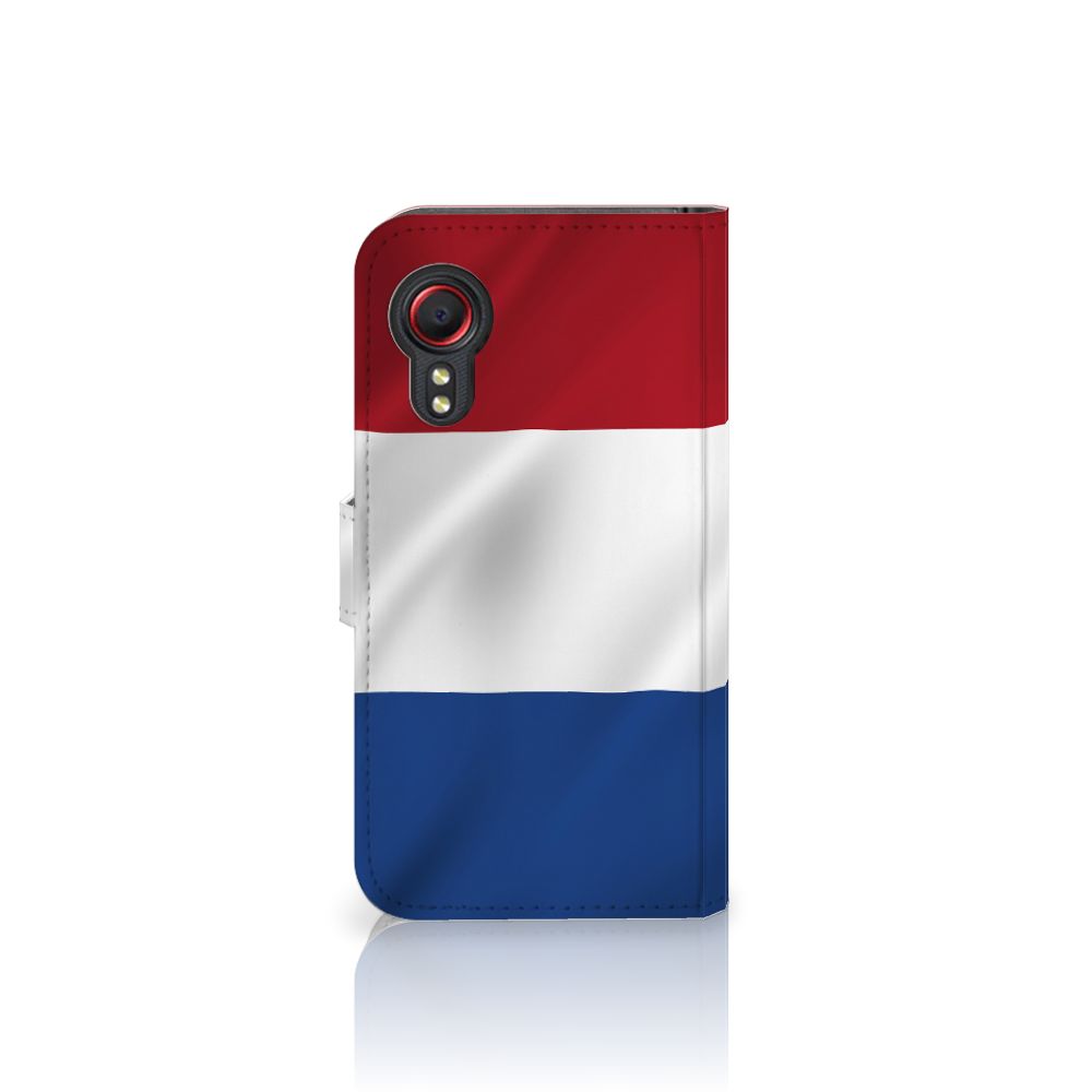 Samsung Galaxy Xcover 5 Bookstyle Case Nederlandse Vlag met artistiek ontwerp van de Nederlandse vlag.