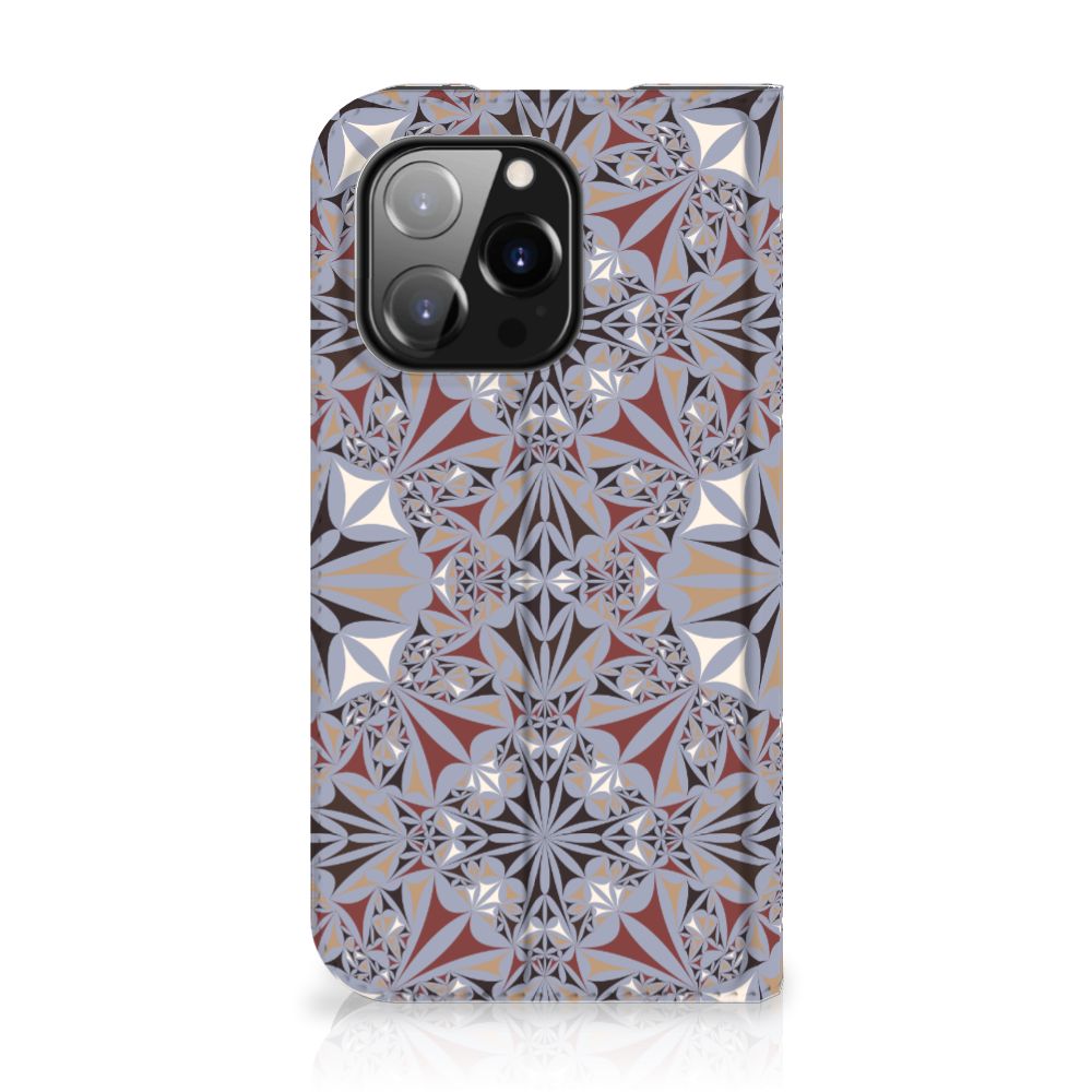 iPhone 14 Pro Standcase Flower Tiles