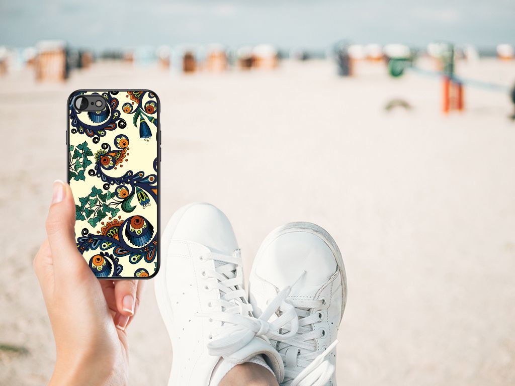 Back Cover iPhone SE 2022 | SE 2020 | 7/8 Barok Flower displayed on a beach with sneakers in the foreground.