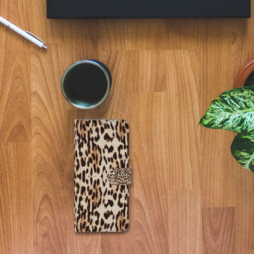 Motorola Moto G 5G Plus Telefoonhoesje met Pasjes Leopard