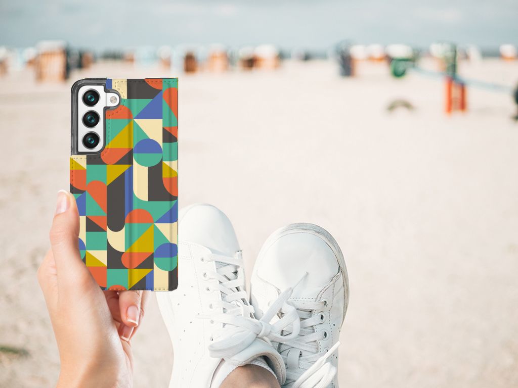 Samsung Galaxy S22 Hoesje met Magneet Funky Retro - B2C Telecom