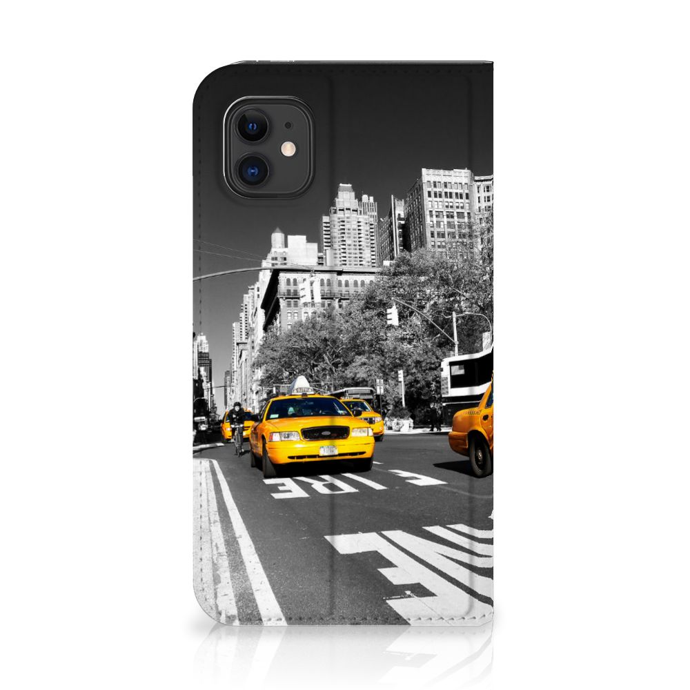 Apple iPhone 11 Book Cover New York Taxi