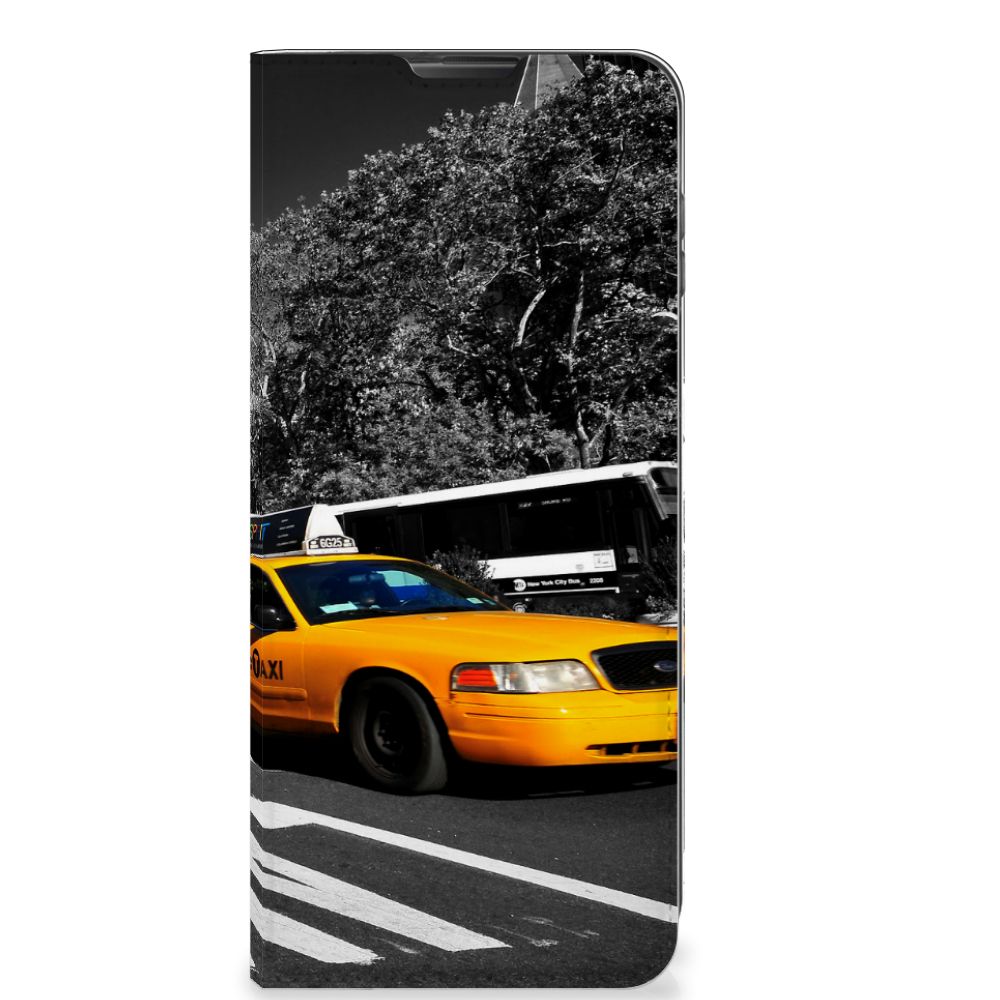 Motorola Moto G 5G Plus Book Cover New York Taxi - B2C Telecom