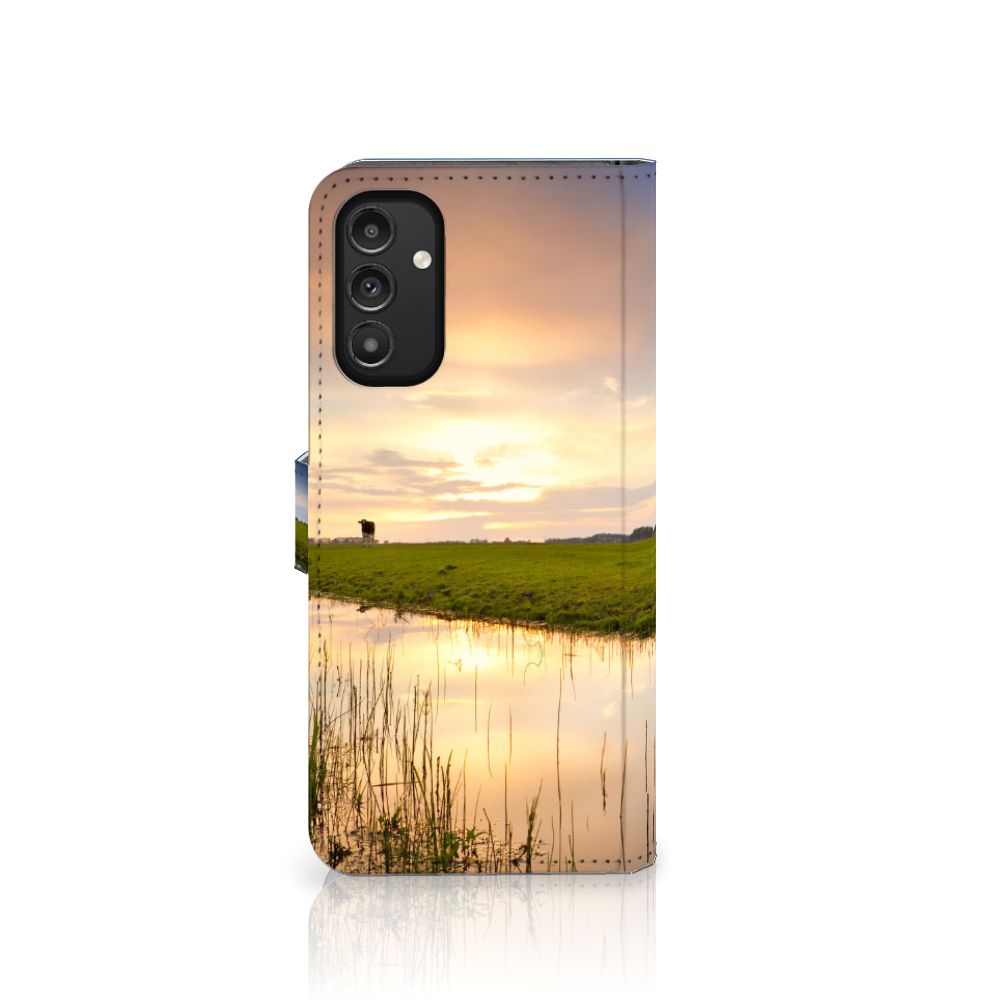 Samsung Galaxy A14 4G Telefoonhoesje met Pasjes Koe met afbeelding van een zonnige horizon en natuur.