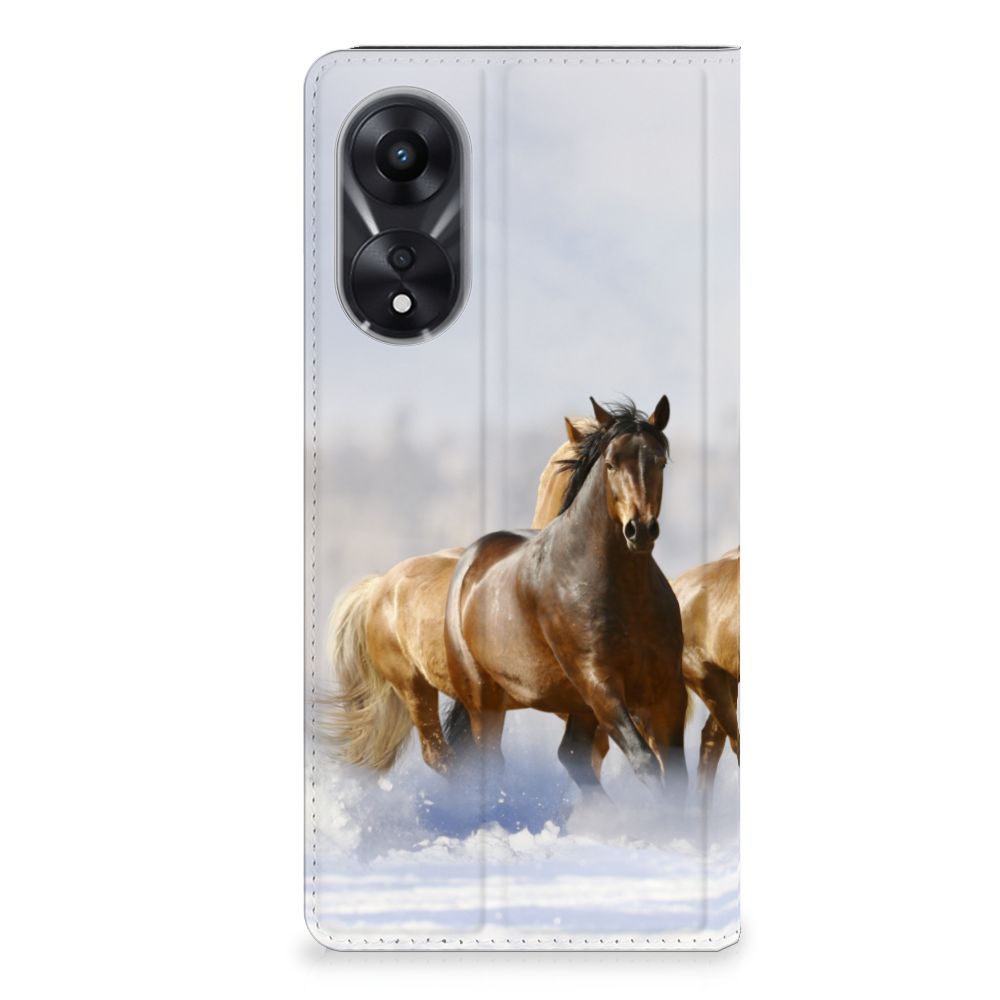 OPPO A78 | A58 5G Hoesje maken Paarden met een afbeelding van rijdende paarden in de natuur.