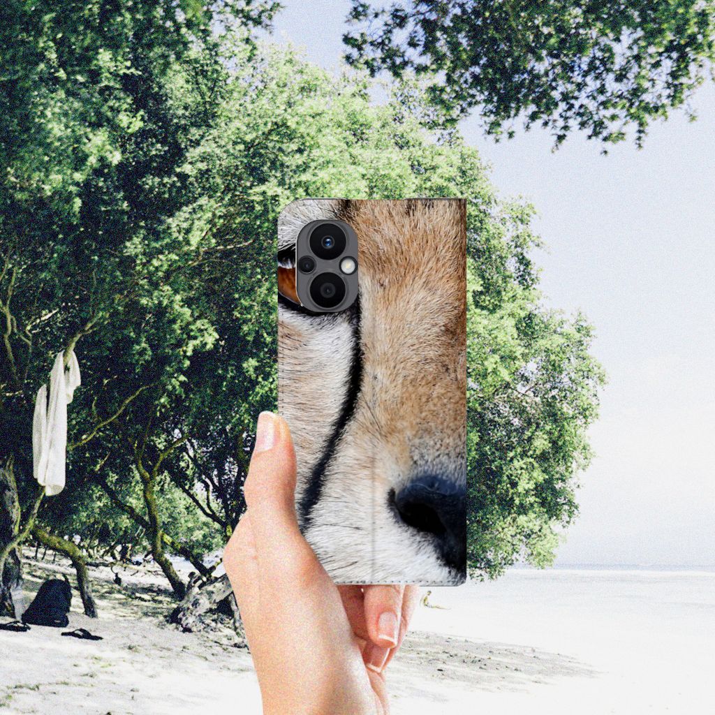 OPPO Reno8 Lite Hoesje maken Cheetah met close-up van een cheetah in natuurlijke omgeving
