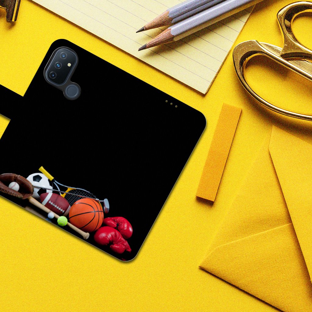 OnePlus Nord N100 Wallet Case met Pasjes Sports met sportmateriaal op een zwarte achtergrond.